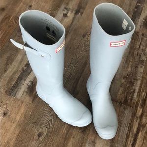 Excellent condition like new US 7 Hunter Boots